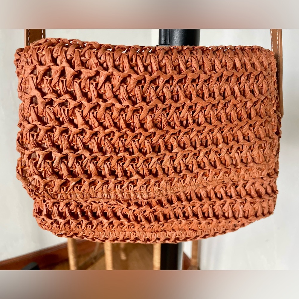Universal Thread Straw Terra Cotta Crossbody Bag - image 3